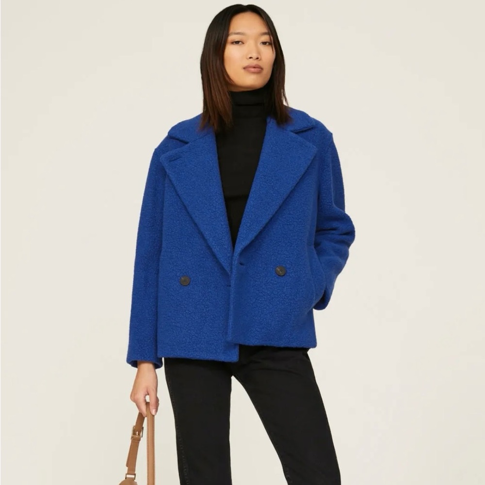 Harris Wharf London Blue Teddy Jacket Cozy and Stylish